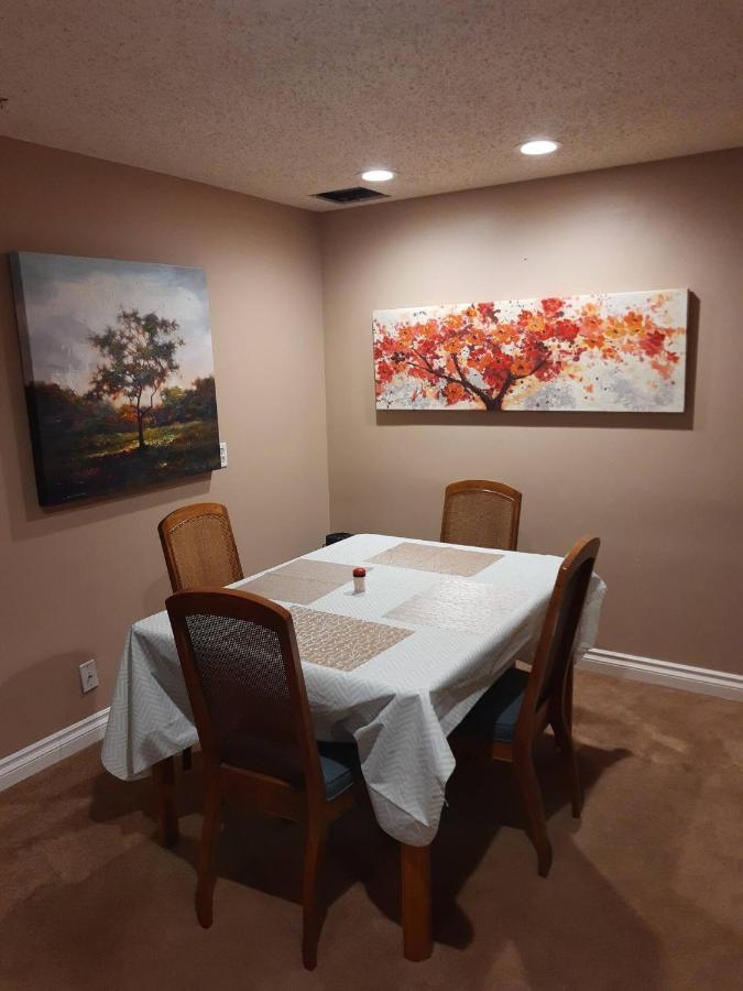 Cozy Home With Comfortable Beds And Fully Equipped Kitchen 15 Mins Drive From Airport, Downtown, Sait And U Of C And 80 Min Drive To Banff YYC Dış mekan fotoğraf
